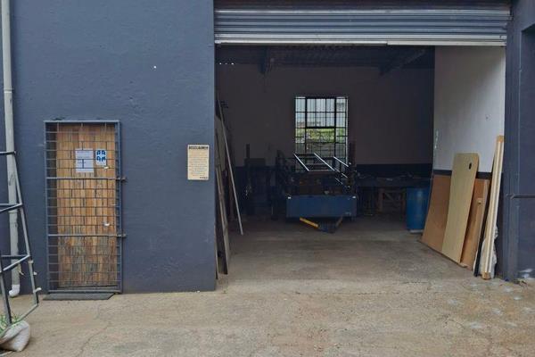 Chiselhurst workshop available to let offering a convenient, central location and affordable rental for the smaller 
to medium sized ...