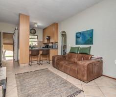 Apartment / Flat for sale in Lonehill