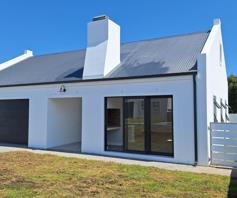 House for sale in Sandbaai