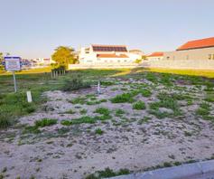 Vacant Land / Plot for sale in Port Owen