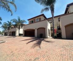 Townhouse for sale in Glenvista