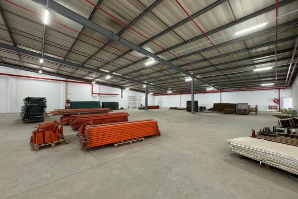 Rental @85 p/sqm gross (Ex Vat and Utilities) 

Warehouse Floor: +-2500sqm 
Offices: +-150sqm

Key Features: 
One Roller shutter doors ...