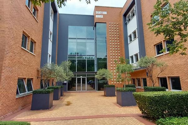 This modern 527 sqm office space to let in Bryanston offers a well-designed and ...