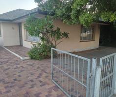 House for sale in Elsies River