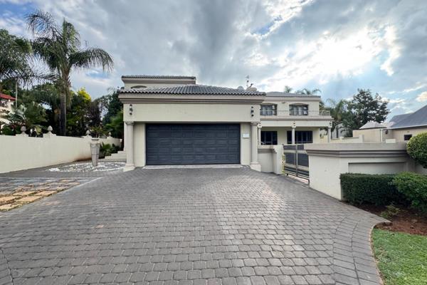 Stylish Entertainer&#39;s Home in Woodhill Golf Estate

This modern and spacious lock-up-and-go home is designed for comfort and ...