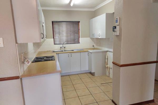 Available 1 April 2025 - No Pets Allowed

This Ground Floor Apartment is inside a security complex opposite the Riverside Mall and ...