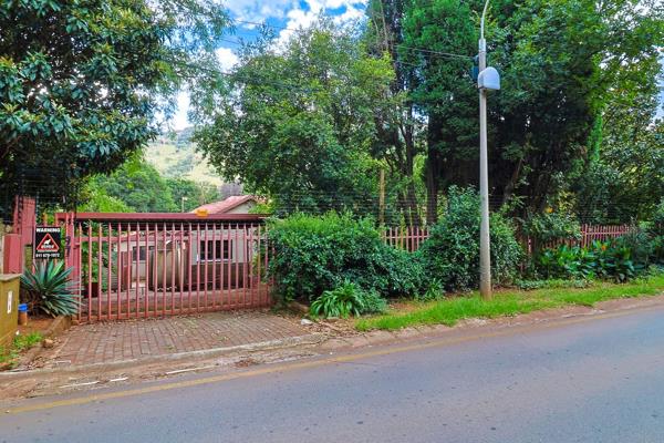 Discover your dream home in the serene and sought-after suburb of Kloofendal. This spacious and beautifully designed property offers ...