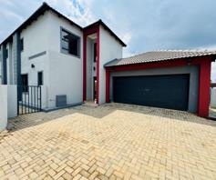 House for sale in Zambezi Manor Lifestyle Estate