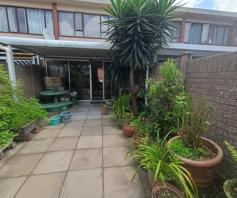 Townhouse for sale in Pinetown Central