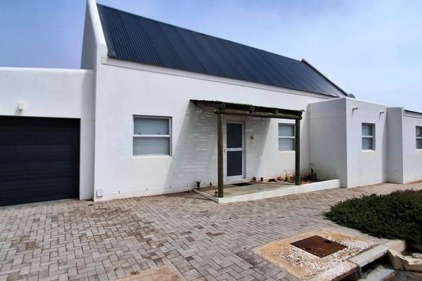 Experience the perfect combination of security, tranquility, community, convenience and natural beauty in the exclusive Jacobsbaai ...