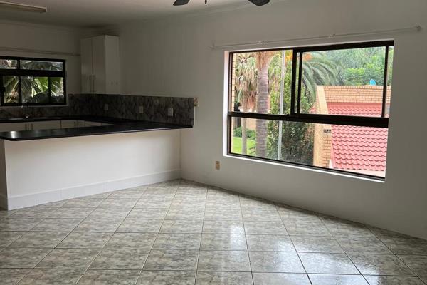 Lovely renovated and spacious 2 bedroom unit to rent in Benoni on a small Holding. Immediately available. Very secure with a ...