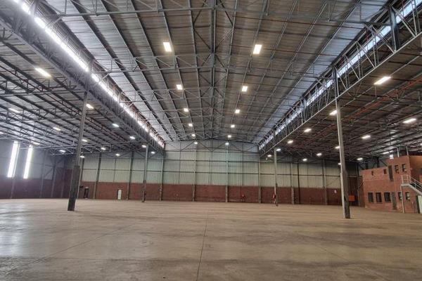 3893m&#178; Warehouse Space to Let in Pomona,Located near OR Tambo International Airport ...