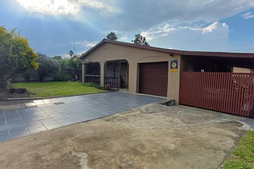 3 Bedroom House for sale in Observation Hill