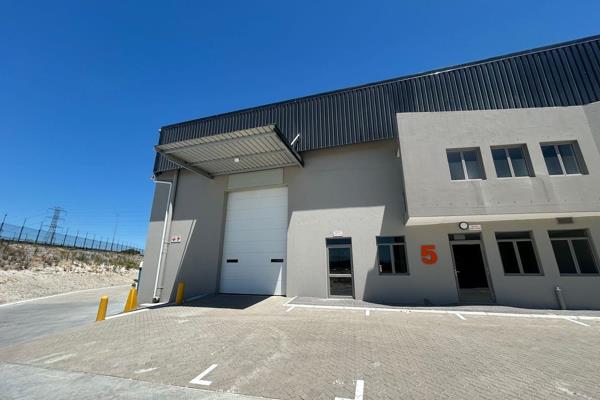 Storage &amp; Distribution / Warehousing / Lt Manufacturing

**R300 signage visibility options
24 hour gated security access
Clearvu ...