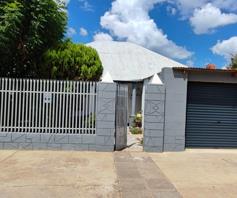 House for sale in De Beers