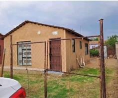 House for sale in Soshanguve P