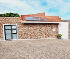 House for sale in Hartenbos Central