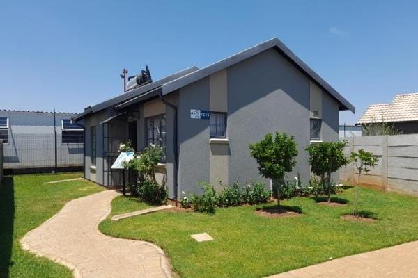 This stunning two bedroom home is located in the secure and sought after  Sky city. This ...