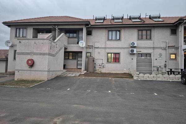 House and property for sale in Durban, Phoenix.

Looking for security? 
 
Looking for easy living!.. Looking for extra outdoor space ...