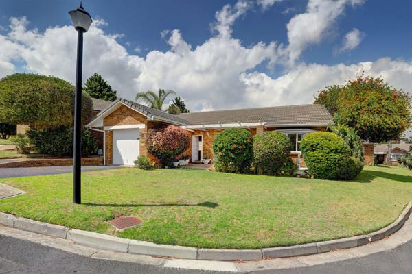 Situated in Tijger Villas, this pet friendly, sunny, north facing home is located in a secure complex with electric fencing.  High ...