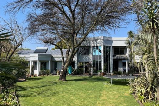 6 Bedroom House for sale in Secunda