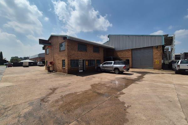 This 500m2 warehouse/workshop is available for rent in the sought-after Brentwood Park area, offering excellent value at R31,760 per ...