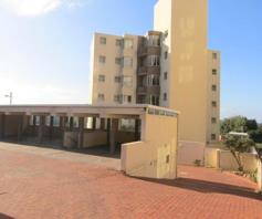 Apartment / Flat for sale in Athlone Park