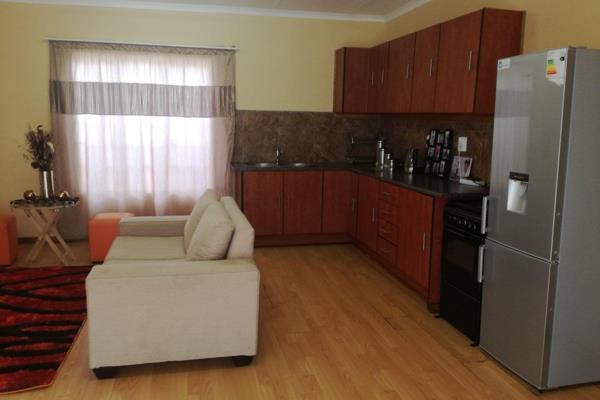 A 1-bedroom apartment located at 92a Hoog Street in Polokwane Central offers a ...