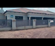 House for sale in Vanderbijlpark CE