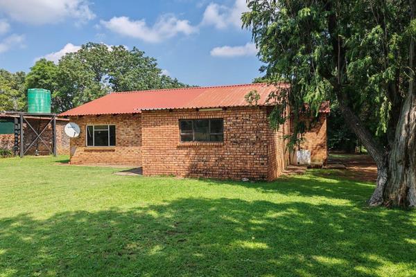 3-Bedroom Home to Let in Barnardsvlei, Mooinooi

Discover this charming 3-bedroom home available for rent in the peaceful area of ...