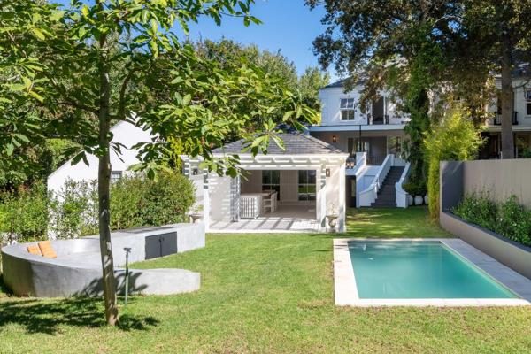 Located in the heart of Constantia Upper, surrounded by nature and on the doorstep of The Alphen Boutique Hotel &amp; Spa.

Upon ...