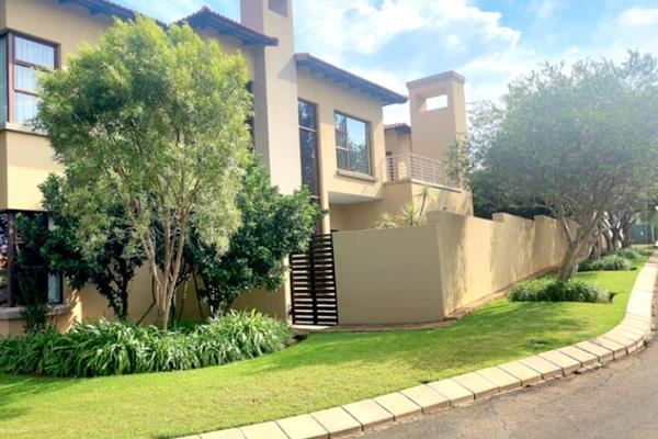 Nestled in the prestigious Emfuleni Golf Estate, this expansive family home offers the perfect blend of luxury, space, and ...