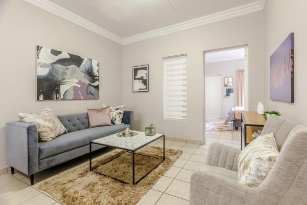 Situated within walking distance of Kelvin Shopping Centre, as well as Engen garage a ...