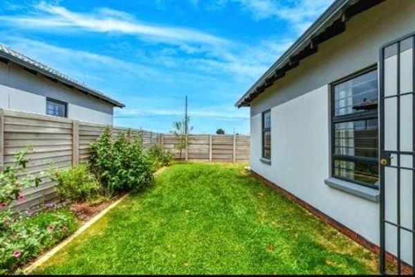 Charming 3-Bedroom Home in Braamfischer
This delightful property features three ...