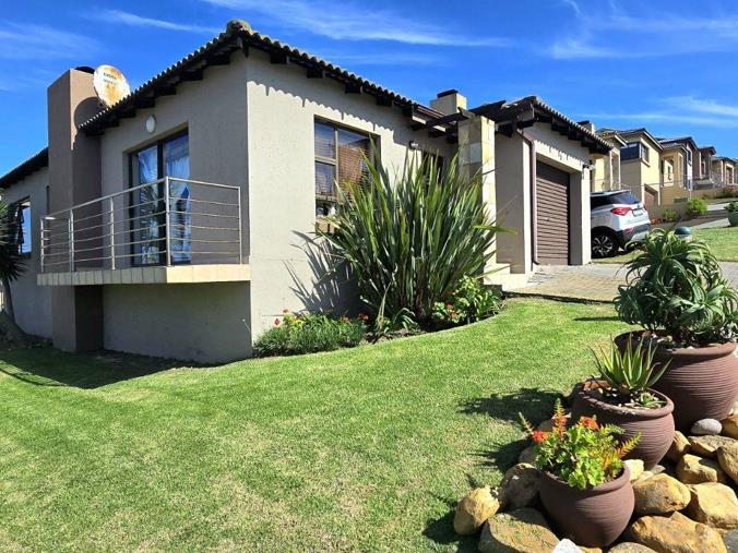 3 Bedroom Townhouse for Sale in Seemeeu Park