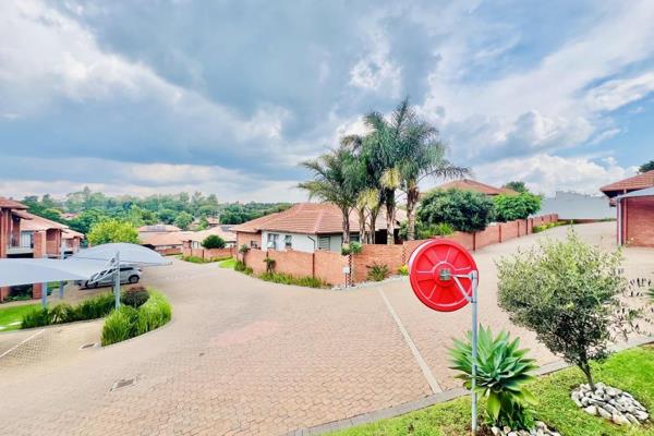 Lock-up-and-go with the most beautiful view in Johannesburg!


Spacious, with modern ...