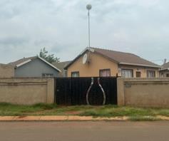 House for sale in Vosloorus