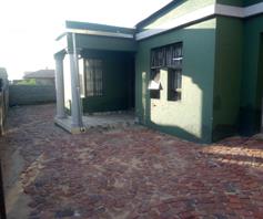 House for sale in Mohlakeng