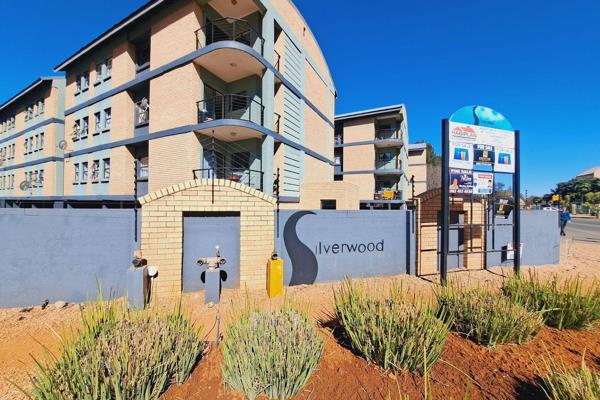 Exclusive Mandate
Located right by the university gate, this Silverwood apartment offers unbeatable convenience for students or ...