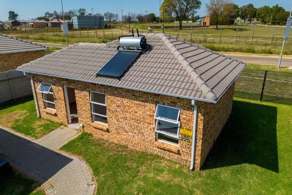 Welcome to Olieven Glen, Olievenhoutbosch next to Pretoria West
Situated in the heart of Olievenhoutbosch, Face brick new development ...