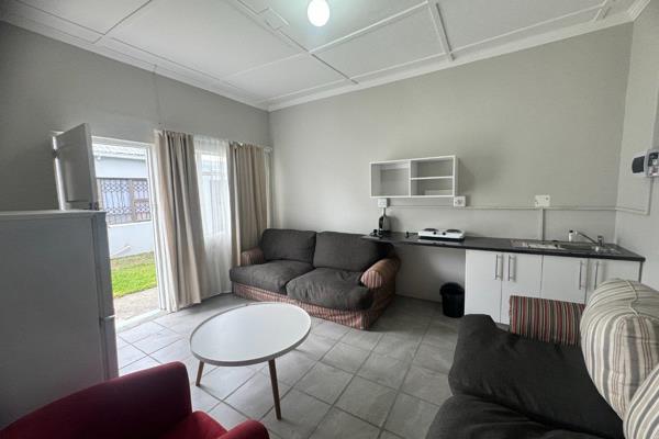 Discover the perfect blend of comfort and convenience bachelor flat in Vincent close to Impala meats, Hemmingways Mall, Valpa Gas ...