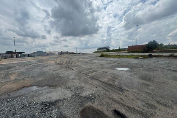 This prime 30,000m2 industrial land is ideally located between major highways, including ...