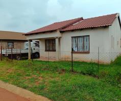 House for sale in Vosloorus Ext 3