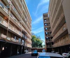 Apartment / Flat for sale in Silverton