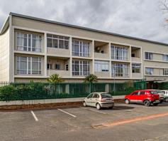 Apartment / Flat for sale in Somerset West Central