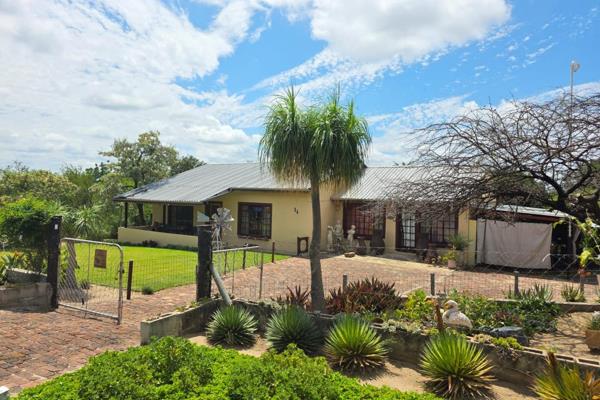 ?? Charming 2 Bedroom House in Kampersrus

Welcome to your dream home nestled in the serene and picturesque village of Kampersrus, Limpopo. This cozy 2-bedroom house offers a harmonious blend of comfort, convenience, and natural beauty, making it the perfect retreat for those ...