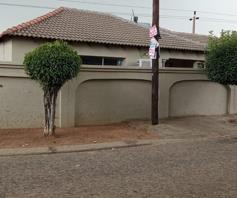 House for sale in Ebony Park