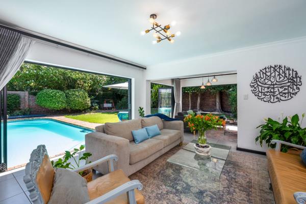 Upon entering this show stopping home, you will be enchanted with the light, the open plan space and the privacy of the garden.

A ...