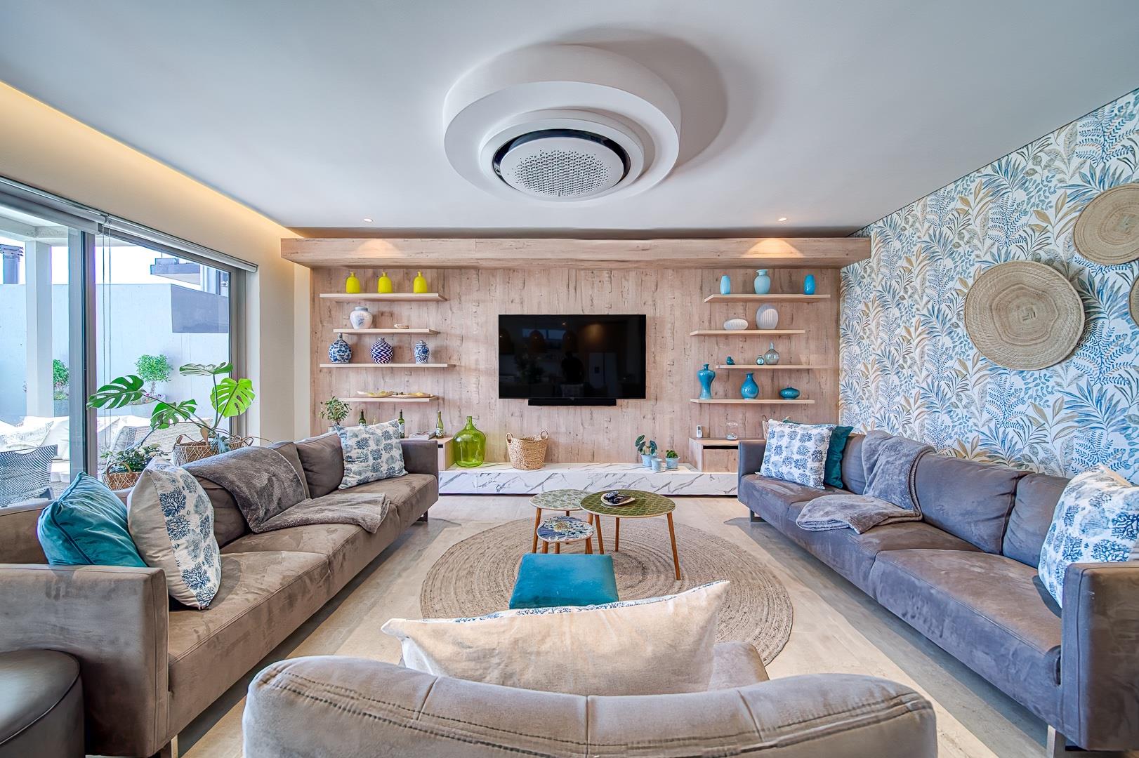 4 Bedroom House for sale in Melkbosstrand Central