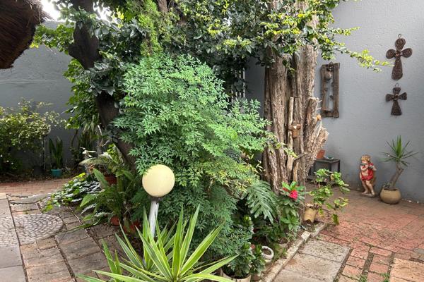 Situated in Rooihuiskraal

*** Pets are  ALLOWED *** 

To view this property:

- Kindly use the &quot;Make an Enquiry / Contact ...
